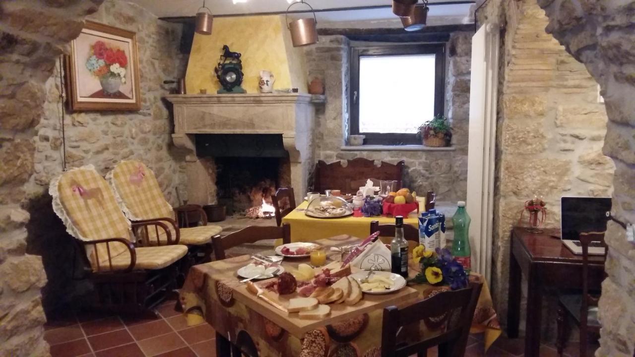 Borgo La Forgia * Roccasicura
